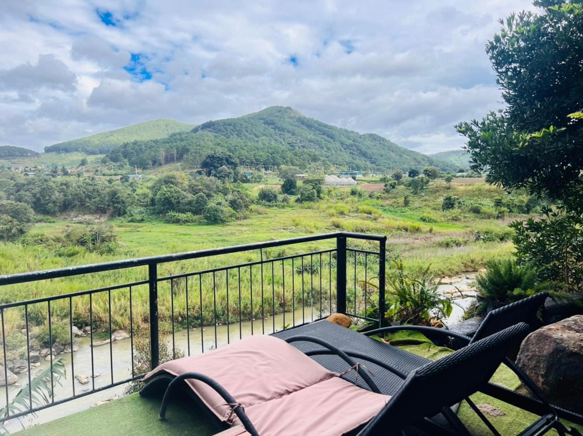 Homestay Thác Liên Khương Duc Trong Esterno foto